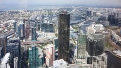 Australia, Victoria, Southbank, En el Eurika Skydeck 88 en el centro de Melbourne, vista aérea del paisaje urbano - foto de stock