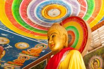 Cambogia, Kep, statua di Buddha nella Pagoda, Kampot e Kep — Foto stock