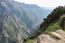 Перу, Арекіпа, Кайлома, каньйон Колка. — стокове фото