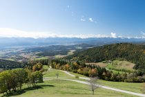 Autriche, Carinthie, Magdalensberg, Sur la Magdalensberg avec belle vue — Photo de stock