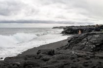 Stati Uniti, Hawaii, spiaggia nera di Kalapana sulla Big Island — Foto stock