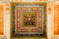 Vista panorámica del ornamento de Madrasa en Buxoro, Bujará, Uzbekistán - foto de stock