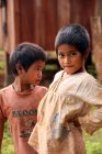 Крупним планом у місцевих дітей, Камбоджа — стокове фото