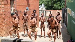 Danza tradizionale a Soweto, Johannesburg, Sud Africa
. — Foto stock