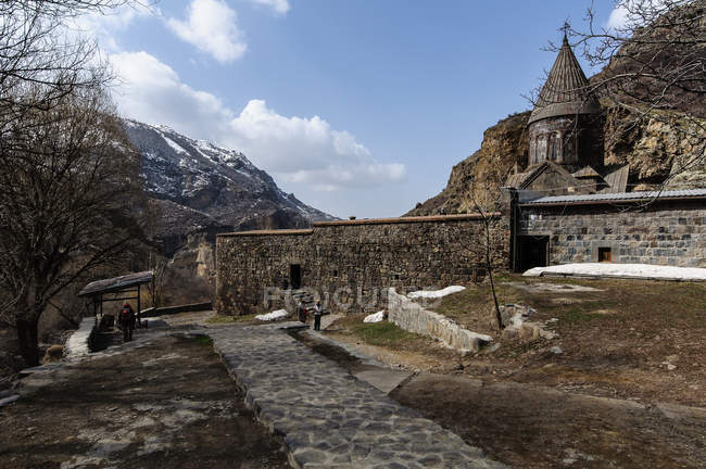 Вірменія, Арарат провінції, Goght, Монастир Ґегард печерний монастир гори — стокове фото