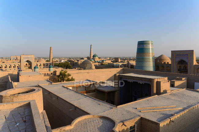 Uzbekistán, Provincia de Xorazm, Xiva, Fuerte de Chiwa, Patrimonio de la Humanidad por la UNESCO - foto de stock