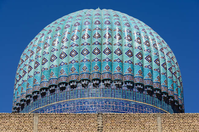 Uzbekistan, Samarkand Province, Samarkand, Bibi Khanum Mosque dome — Stock Photo