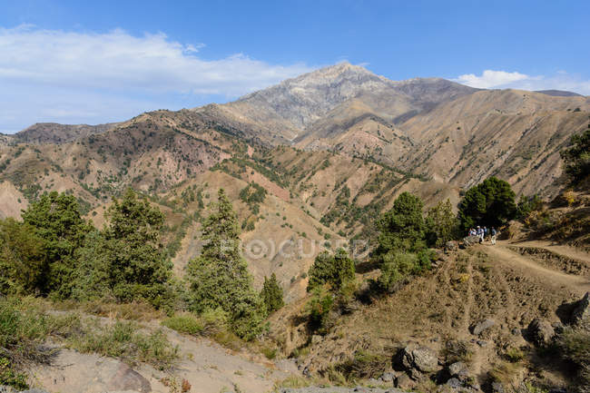 Chimgan foothills of Tienshan Mountains, Bustonlik tumani, Tashkent Province, Uzbequistão — Fotografia de Stock