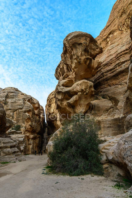 Jordan, ma 'an gouvernement, petra district, die legendäre felsenstadt petra stone, innerhalb des schatzhauses der pharaoschlucht — Stockfoto