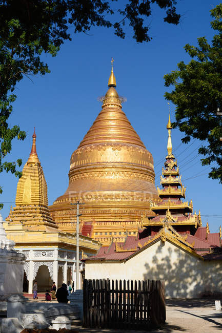 Myanmar (burma), mandalay region, nyaung-u, shwezigon pagode — Stockfoto