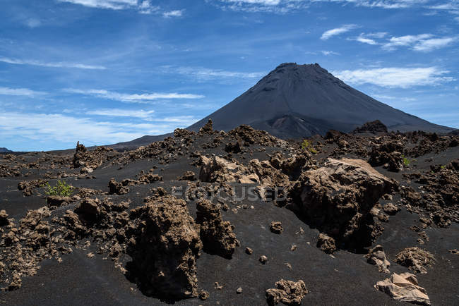 Capo Verde, Fogo, Santa Catarina, paesaggio panoramico deserto con vulcano Fogo — Foto stock