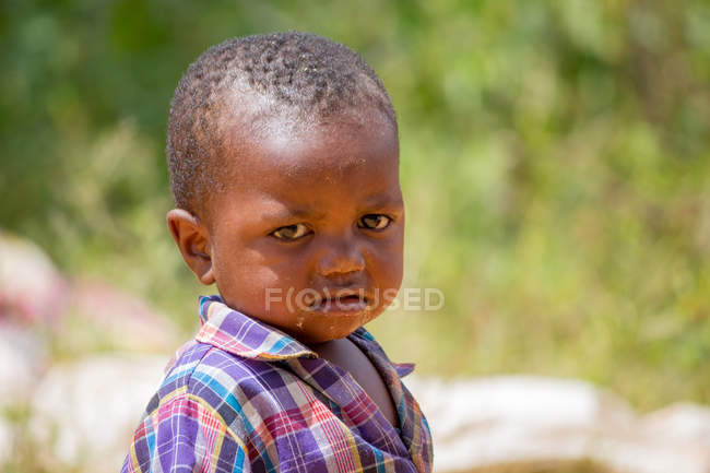 Портрет африканского мальчика, остров Пемба, Занзибар, Танзания — стоковое фото