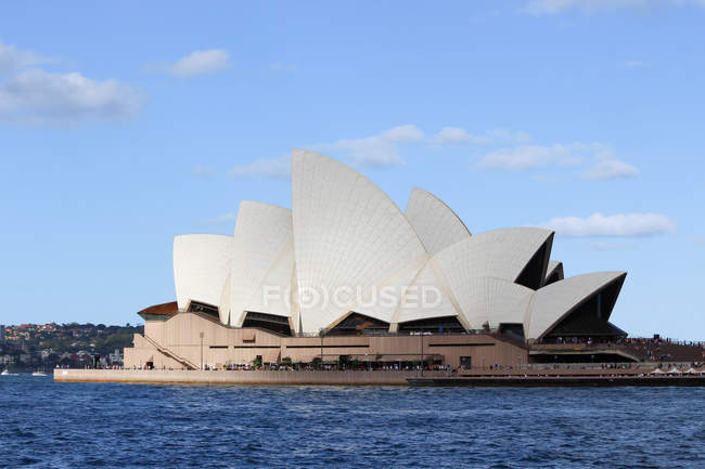 Vista lejana de Opera House, Sydney, Australia - foto de stock