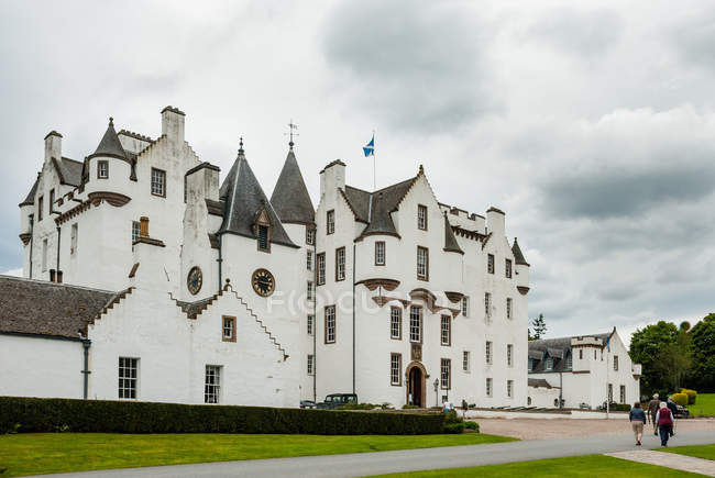 Paisaje del Castillo de Blair en Blair Atholl, Perth and Kinross, Escocia, Reino Unido - foto de stock