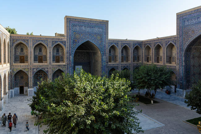 Uzbekistan, Samarcanda, Samarcanda, Veduta panoramica di Piazza Registan — Foto stock