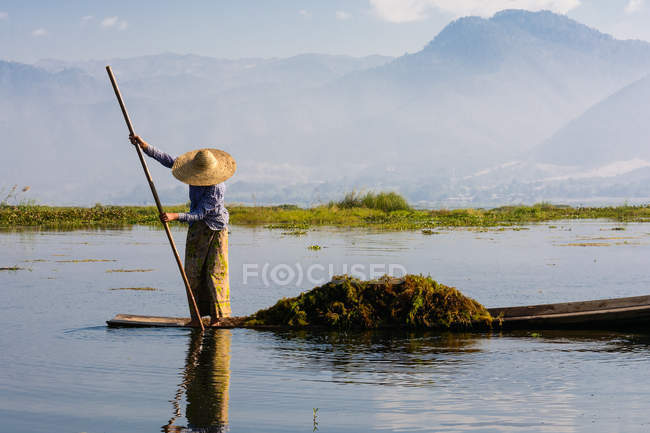 Мьянма, Шань, Таунгьи, прогулка на лодке по озеру Инле — стоковое фото