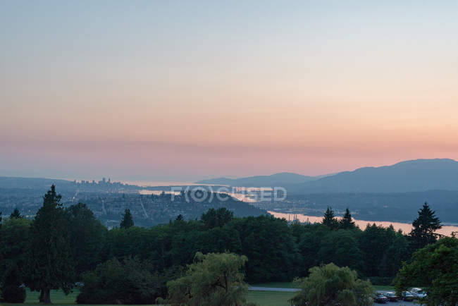 Canada, British Columbia, Vancouver, Aerial view of evening light at Vancouver — Stock Photo