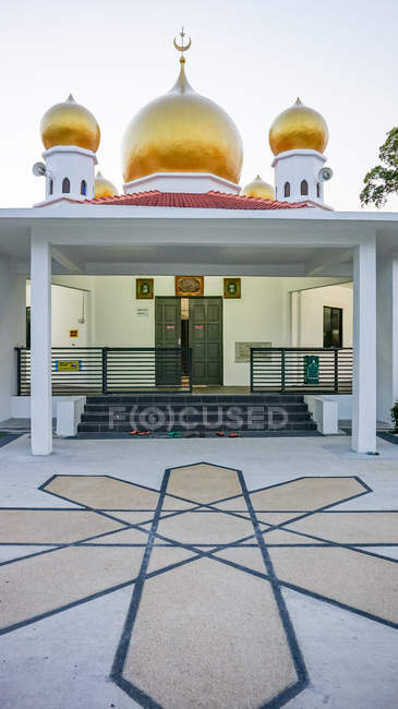 Malasia, Pulau Pinang, Georgetown, Vista de la mezquita en Georgetown, Penang Island - foto de stock