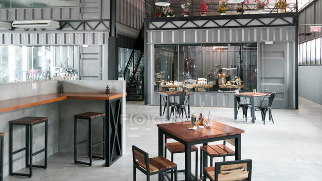 Malasia, Pulau Pinang, Georgetown, interior en Macallum Café en Penang - foto de stock