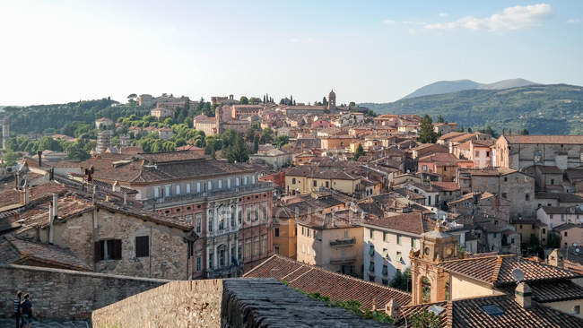 Itália, Úmbria, Perugia, casas da cidade velha de Perugia — Fotografia de Stock