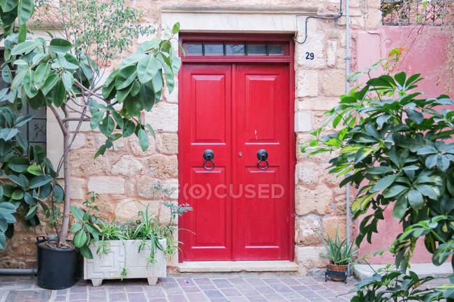 Greece, Crete, Chania, front door in old town of Chania — Stock Photo