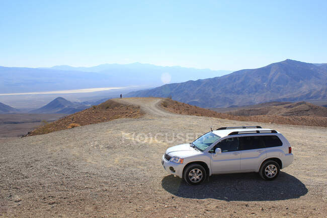 EUA, Califórnia, Inyo County, passeio de carro através de Death Valley expandir. — Fotografia de Stock