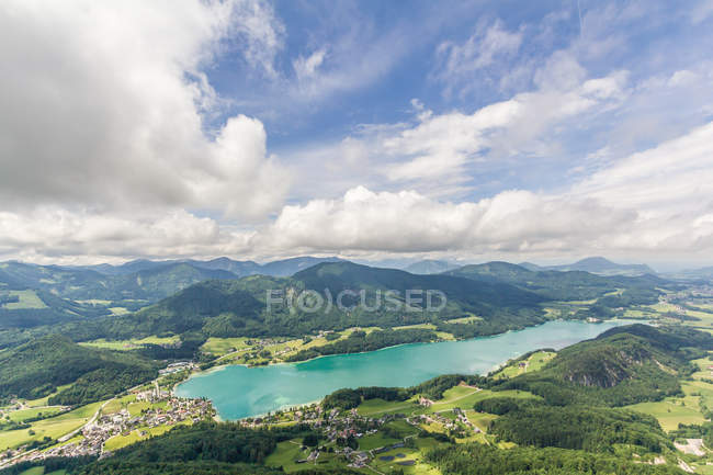 Austria, Salzburgo, Salzburgo-Land, Salzburgo Montañas Schober paisaje aéreo - foto de stock