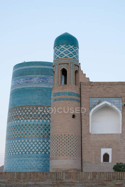 Usbekistan, großes Minarett in Chiwa. — Stockfoto