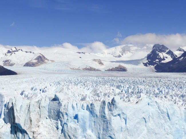 Argentina, Santa Cruz, Lago Argentino, Perito Moreno Glacier and scenic snowy landscape — Stock Photo