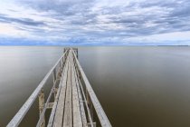Wooden pier on Lake Winnipeg, Matlock, Manitoba, Canada — Stock Photo
