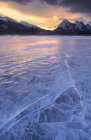 Frozen surface of Lake Abraham at Preachers Point, Kootenay Plains, Alberta, Canada. — Stock Photo