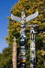 Totem poles at Brockton Point, Stanley Park, Vancouver, British Columbia, Canada — Stock Photo