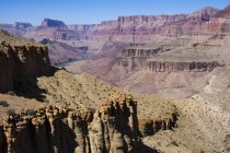 Vue du sentier Tanner jusqu'au fleuve Colorado, Grand Canyon, Arizona, États-Unis — Photo de stock