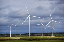 Turbinas eólicas em Amherst Wind Farm em Amherst, Nova Escócia . — Fotografia de Stock