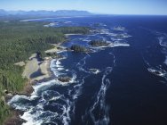 Vue aérienne du parc national Radar Beach of Pacific Rim, île de Vancouver, Colombie-Britannique, Canada . — Photo de stock