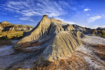 Paisaje erosionado de Badlands en el Parque Provincial de Dinosaurios, Alberta, Canadá - foto de stock