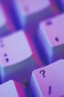 Question mark key on computer keyboard, close-up — Stock Photo