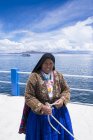 Local woman at Island of Amantani, Lake Titicaca, Peru — Stock Photo