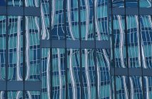 Glasturmhochhausfassade von vancouver, britisch columbia, canada. — Stockfoto
