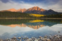 Pyramid Mountain reflecting in Patricia Lake, Jasper National Park, Alberta, Canada — Stock Photo
