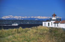 Building of West Point Light at Discovery Park, Seattle, Washington State, USA — Stock Photo
