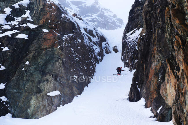 Esqui perto de Mt, Whitewater, Selkirk Mountains, British Columbia, Canadá — Fotografia de Stock