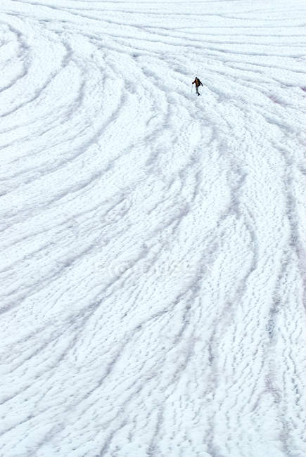 Альпініста походи на льодовик Кокане, льодовик Кокане провінції, Куттенде, Британська Колумбія, Канада. — стокове фото