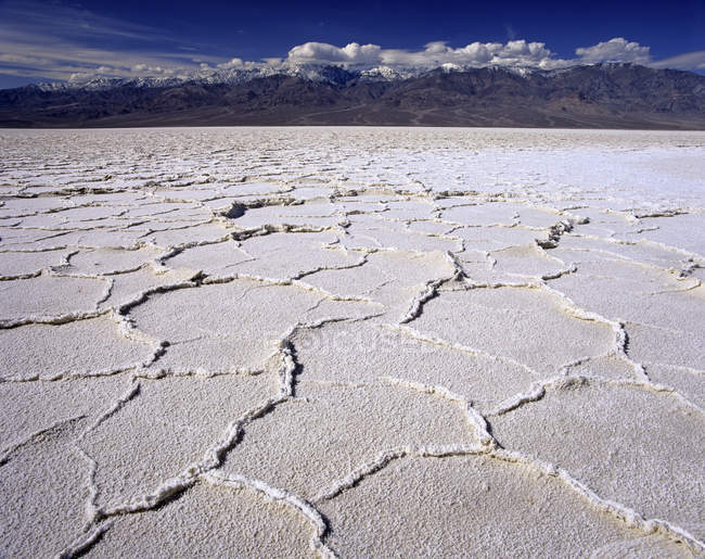 Death Valley salt flats natural pattern in California, USA — Stock Photo