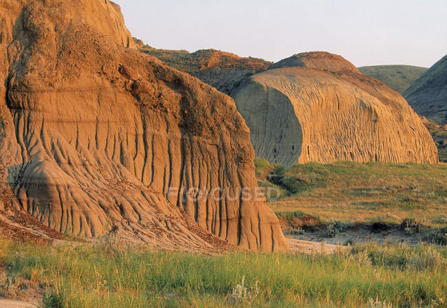 Formaciones rocosas de Big Muddy Badlands, Saskatchewan, Canadá - foto de stock
