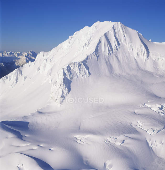 Mount Garibaldi in winter landscape, Garibaldi Provincial Park, British Columbia, Canada. — Stock Photo