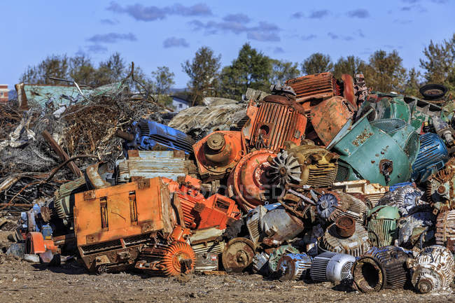 Sucata pilha de reciclagem de metal, Thunder Bay, Ontário, Canadá . — Fotografia de Stock