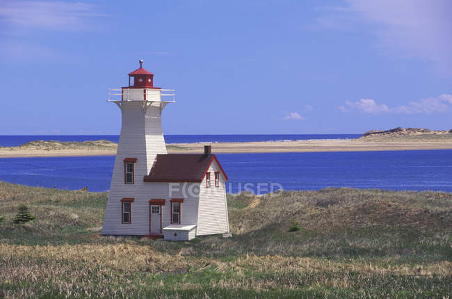 Building of Tryon Lighthouse on Cavendish Beach, Prince Edward Island, Canada. — Stock Photo