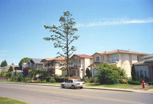Сільські будинки в Сідней, острів Ванкувер, Британська Колумбія, Канада. — стокове фото