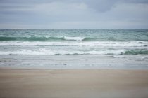 View of beach with waves — Stock Photo